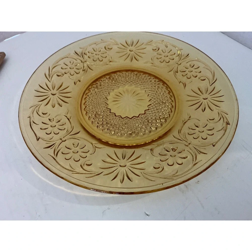 Tiara Vintage Amber Glass Sandwich Pattern Floral Bread Dessert Plate 6 Inch